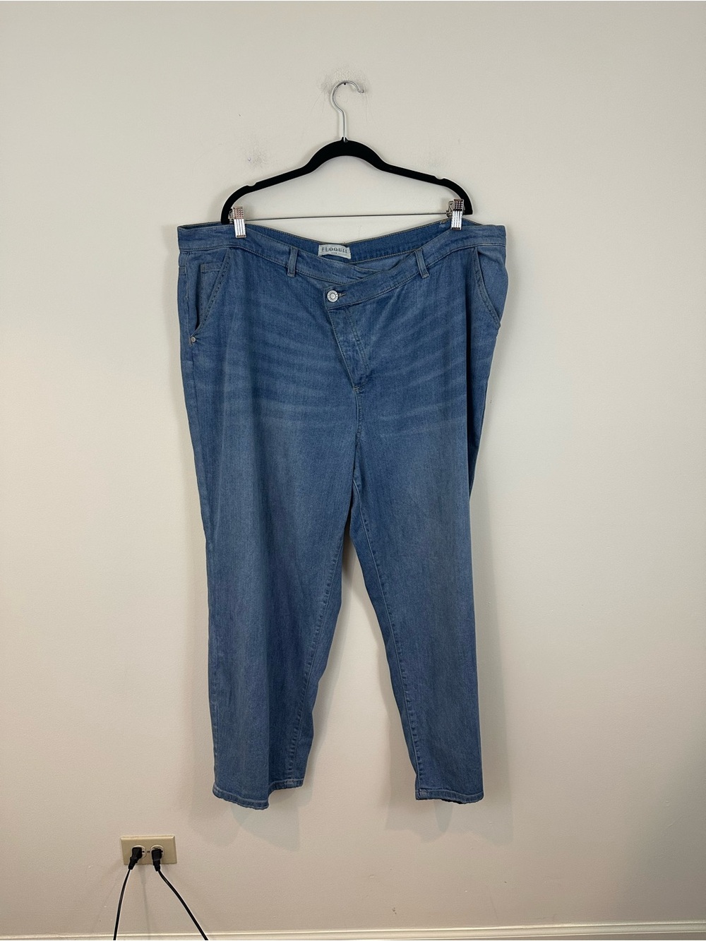 Eloquii Medium Wash Blue Denim Jeans Straight Leg Women's Plus Size 20